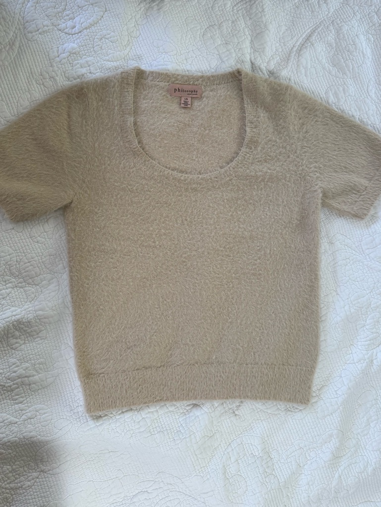 Philosophy Fuzzy Short Sleeve Scoop Neck Top In Taupe